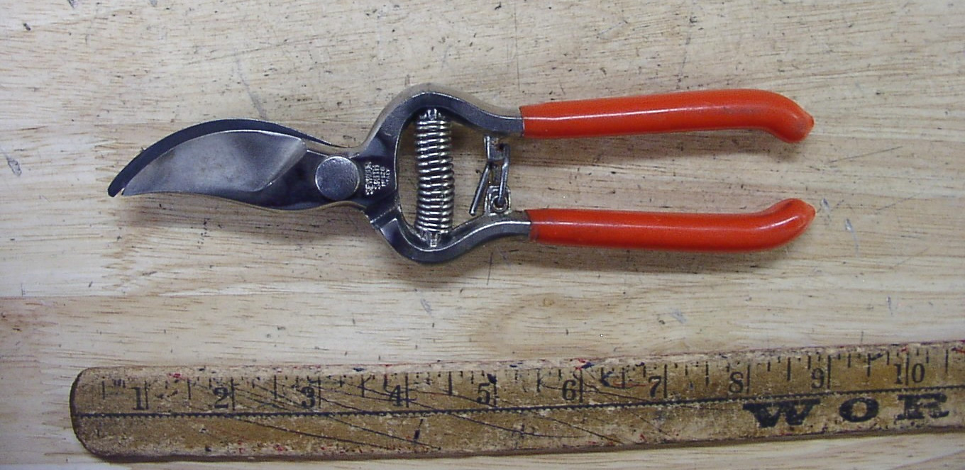 Vintage Seymour Smith No. 128 Bypass Pruner,8\ Vintage Seymour Smith No. 128 Bypass Pruner,8\