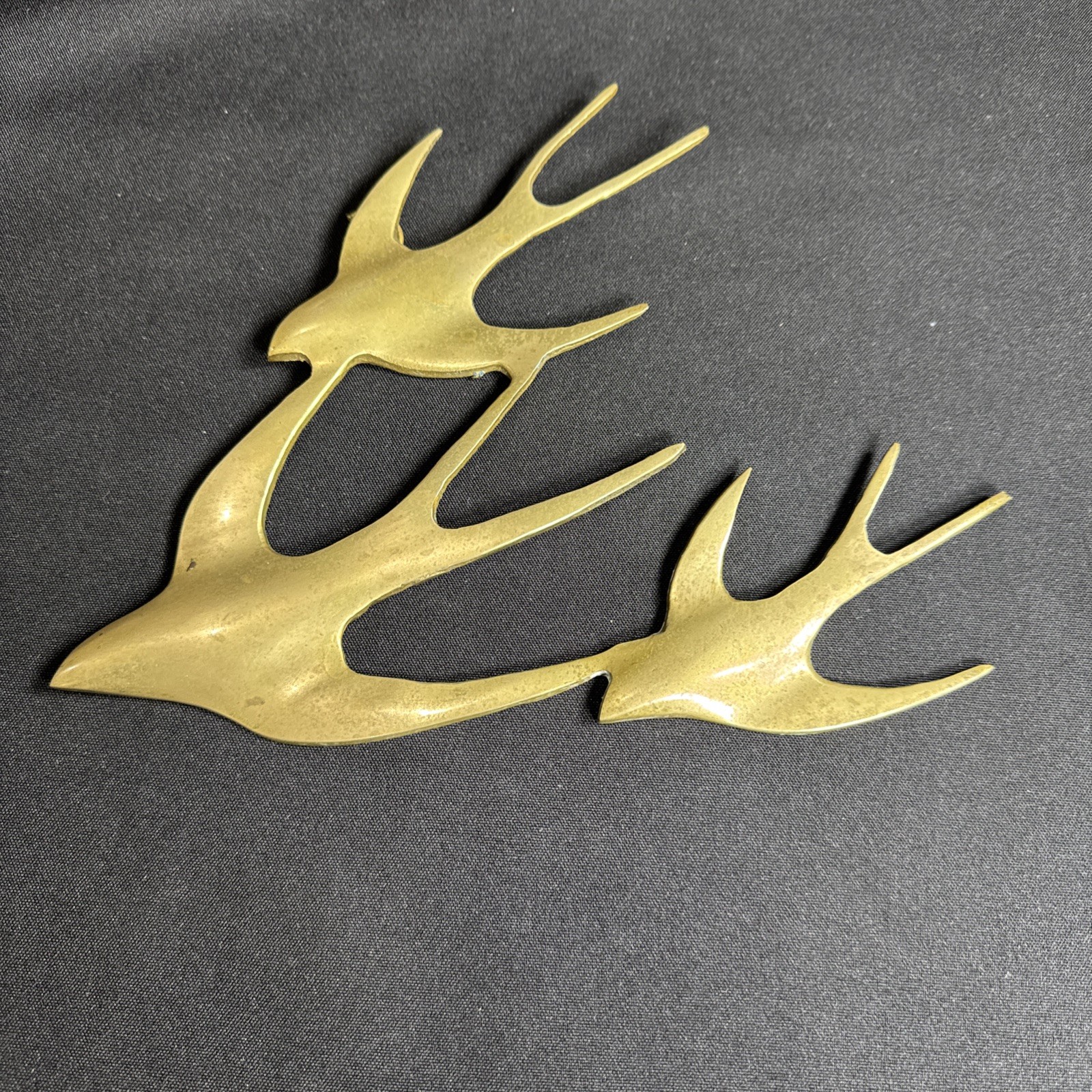 Vintage Mid Century Brass Birds in Flight Wall Hanging Swallows Decor 3 Trio Vintage Mid Century Brass Birds in Flight Wall Hanging Swallows Decor 3 Trio