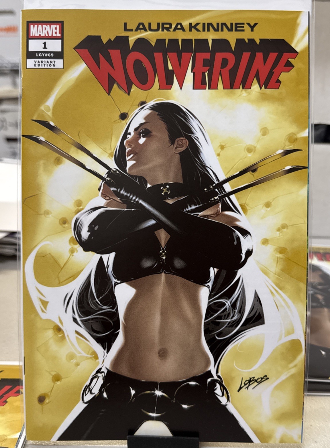 LAURA KINNEY: WOLVERINE #1 LOBOS 616 TRADE DRESS VARIANT NM 3000 COPIES LAURA KINNEY: WOLVERINE #1 LOBOS 616 TRADE DRESS VARIANT NM 3000 COPIES
