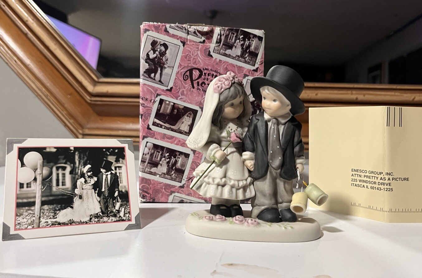 Enesco Wedding “Promises of Love” 1997 Wedding Cake Topper, Figurine, Decor Enesco Wedding “Promises of Love” 1997 Wedding Cake Topper, Figurine, Decor