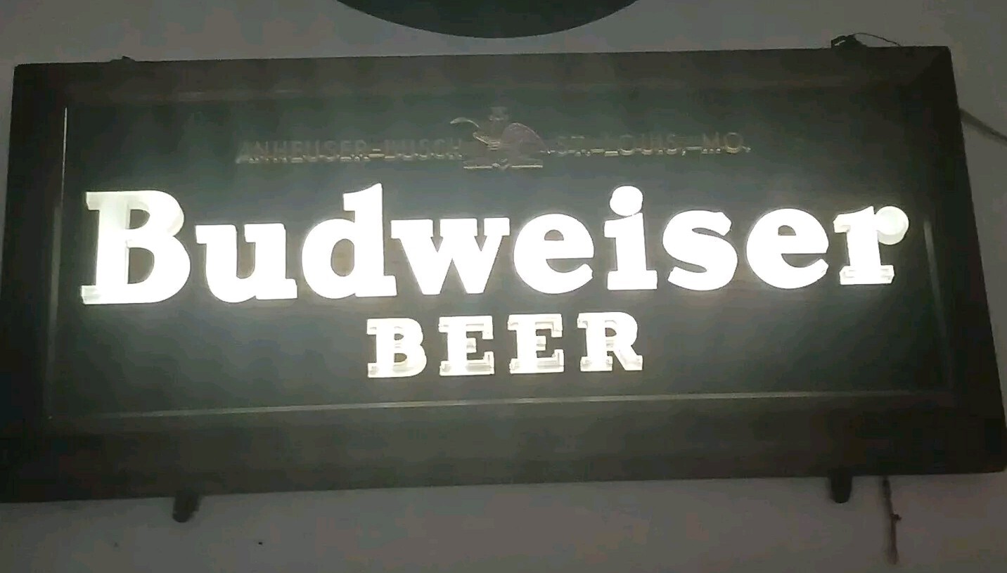 1940\'s BUDWEISER BEER LIGHTED SIGN  ANHEUSER-BUSCH BAR TAVERN ANTIQUE SIGN