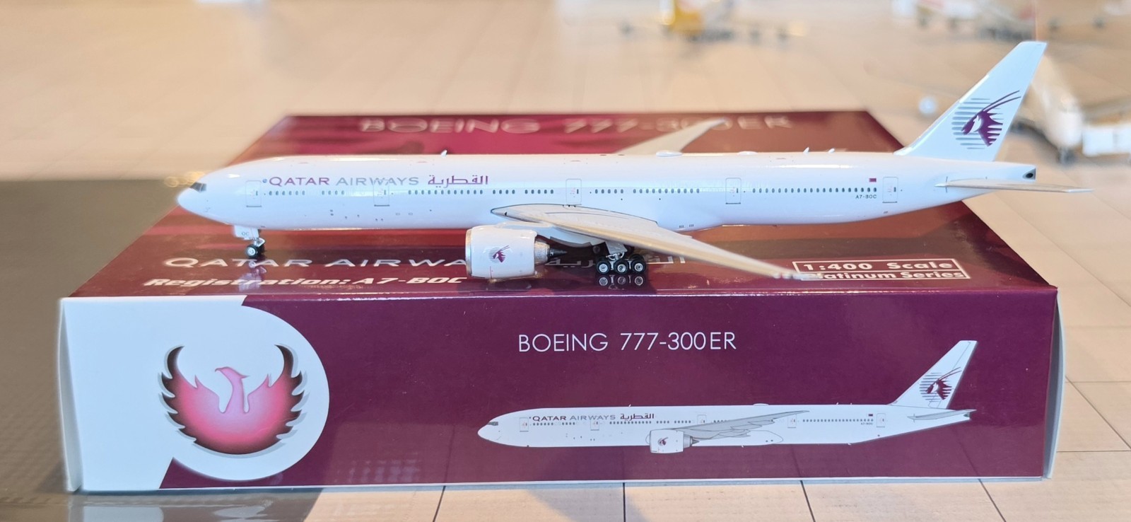 QATAR AIRWAYS 777-300ER 1/400 Phoenix A7-BOC