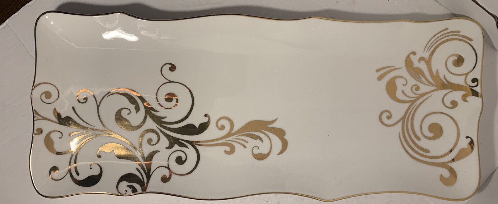 Clearance Pier One Elegant Swirl Rectangular Serving Tray 18 Clearance Pier One Elegant Swirl Rectangular Serving Tray 18