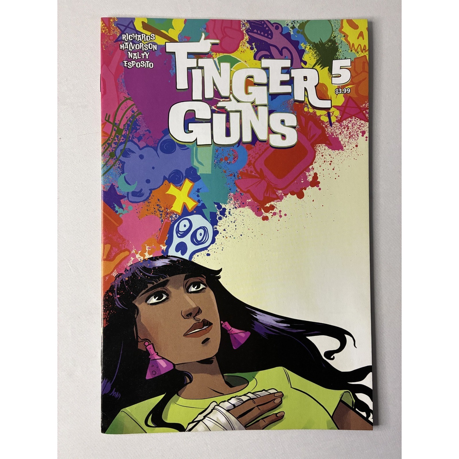 Finger Guns 5 Vault Comics Justin Richards Val Halvorson Jen Hickman Cover 2020