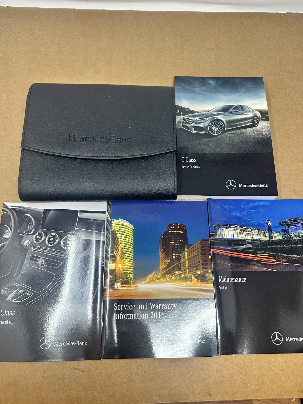 2016 Mercedes-Benz C-Class Owner\'s Manual Set