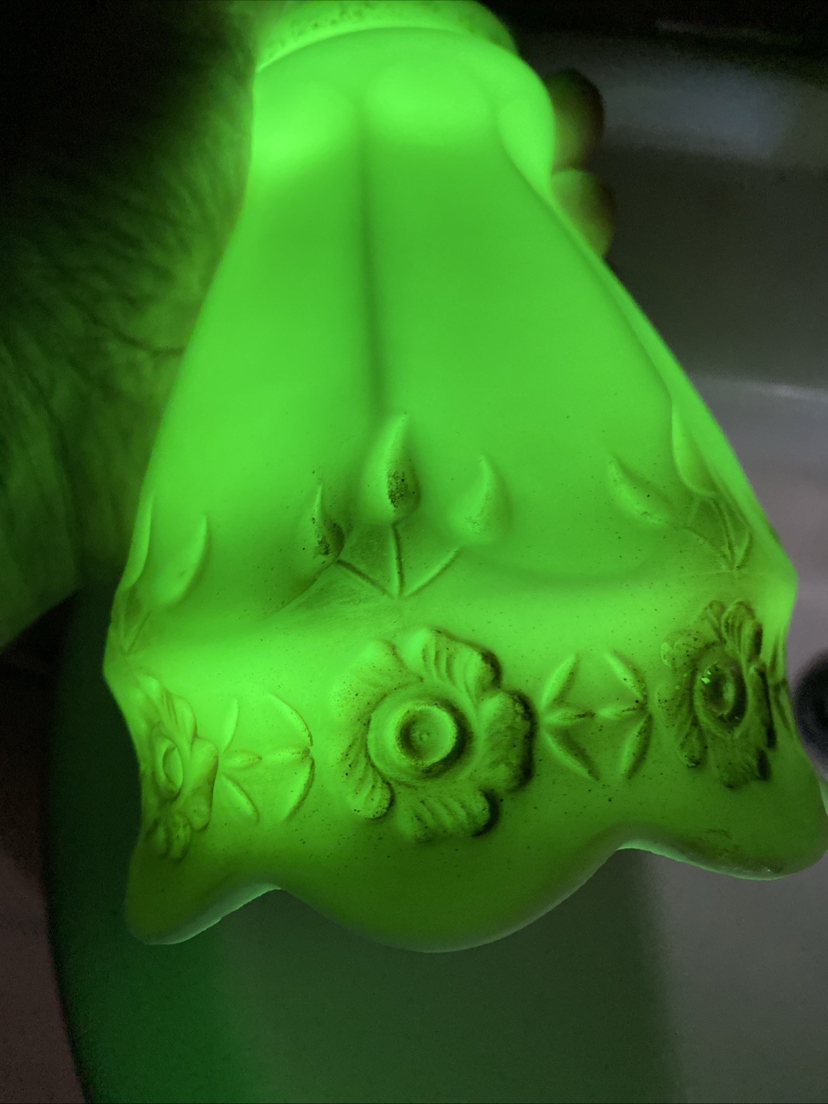 Vintage Northwood Custard Uranium Glass Floral Light Shade Deco