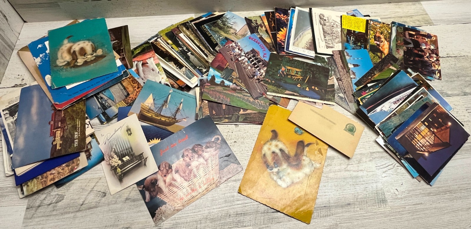 Lot of  235 Vintage 1940\'s-1980\'s Used Greeting/ Post Cards