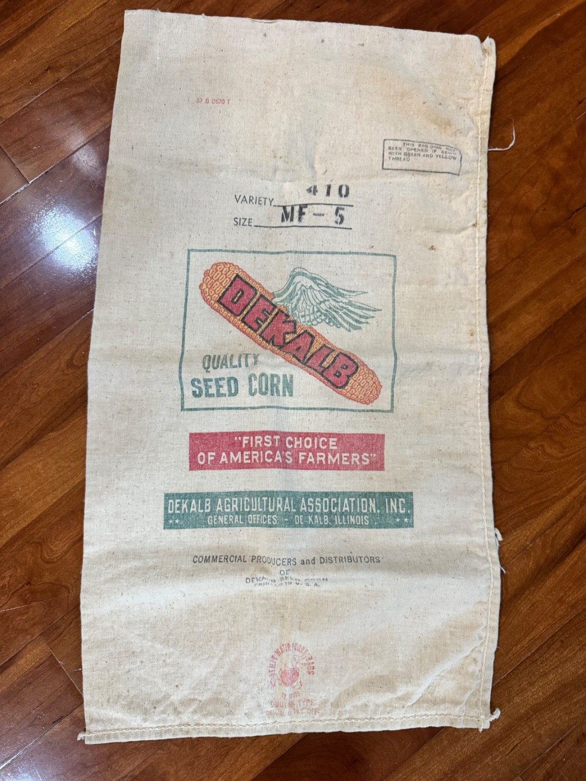 Vintage Dekalb Quality Seed Corn Bag