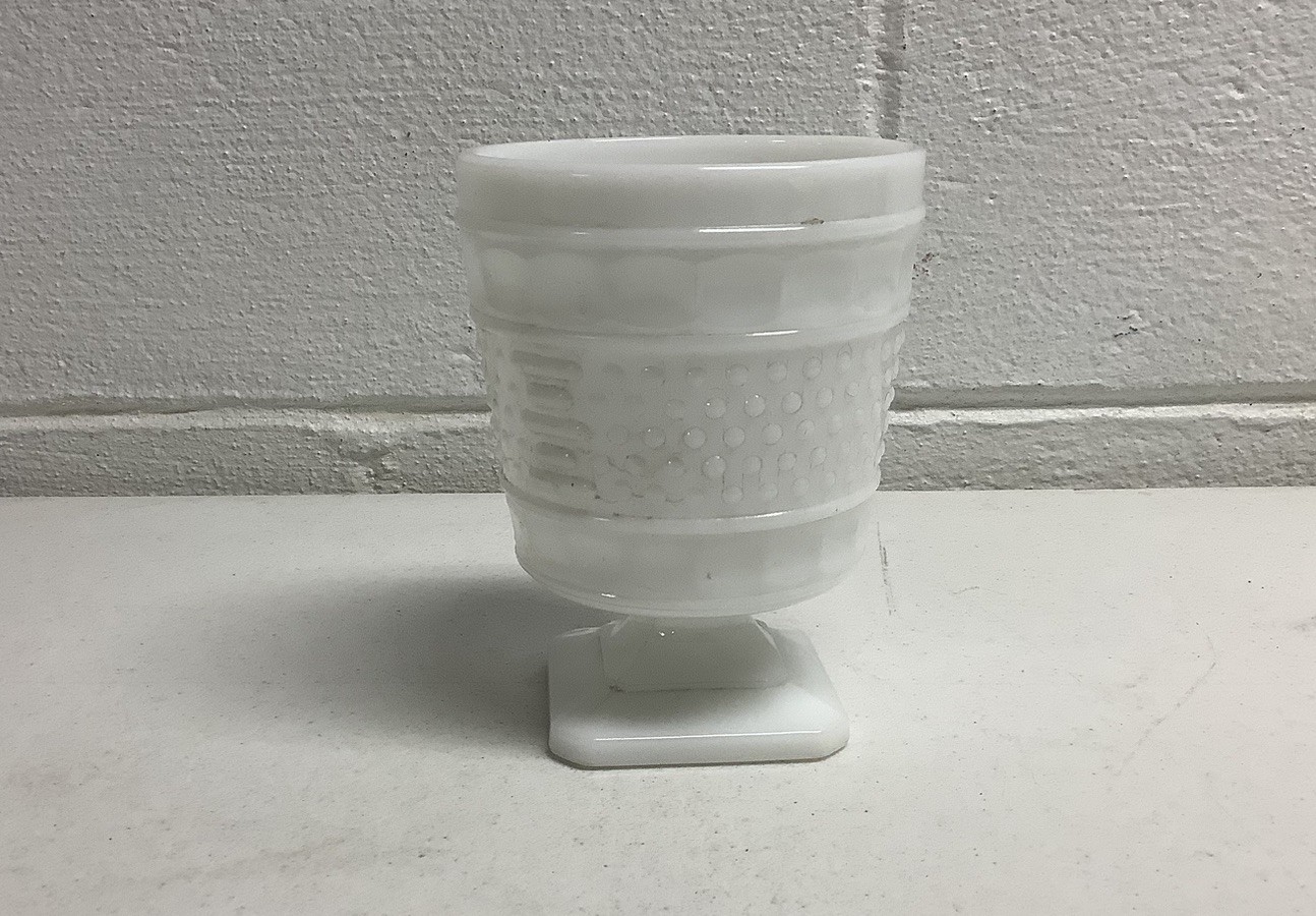 Vintage NAPCO White Milk Glass Hobnail Vase Pedestal Base USA 1180