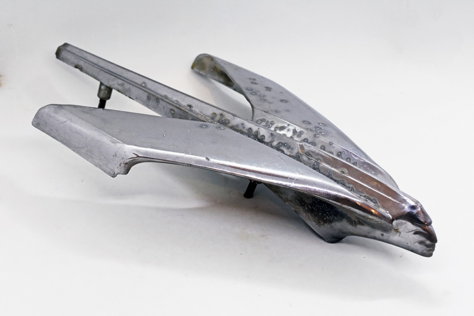 Original 1954 Pontiac Chieftain Hood Ornament 517658