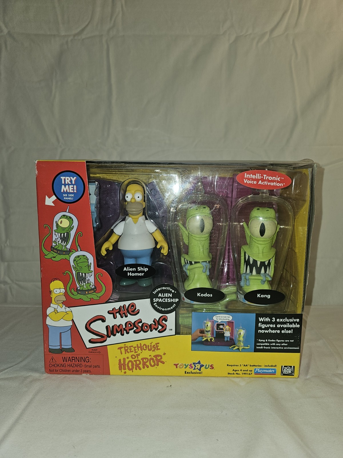Playmates Simpsons Tree House of Horror Alien Spaceship Homer Kodos Kang Playset