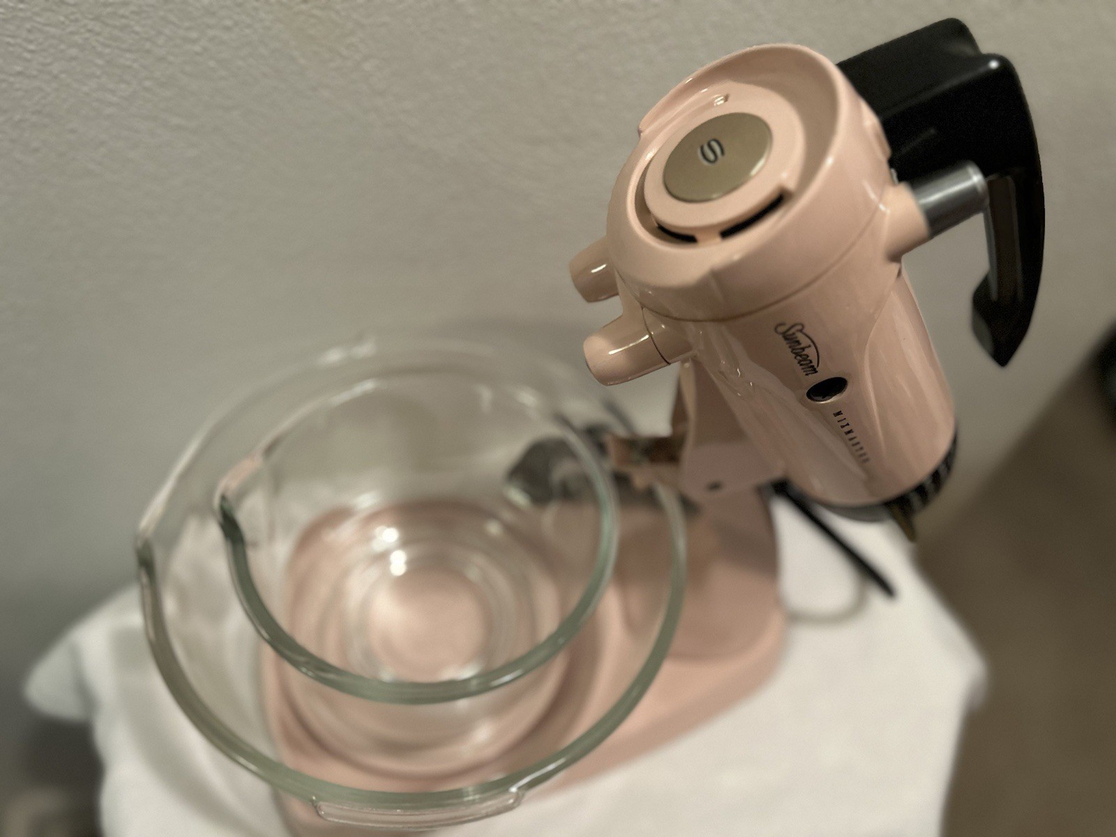Vintage PINK Sunbeam Mixmaster Stand Mixer
