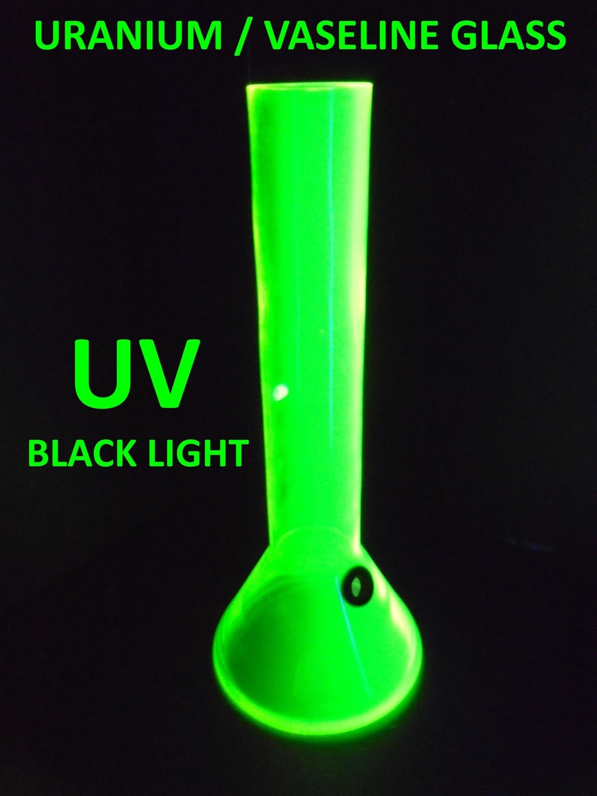 URANIUM GLASS - Uranium Vaseline - 