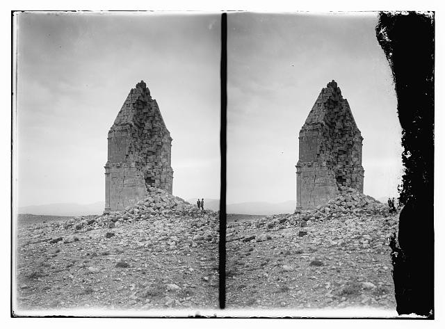 Photo:Baalbek Lebanon 1900s Ruins Ancient Temple Stereograph