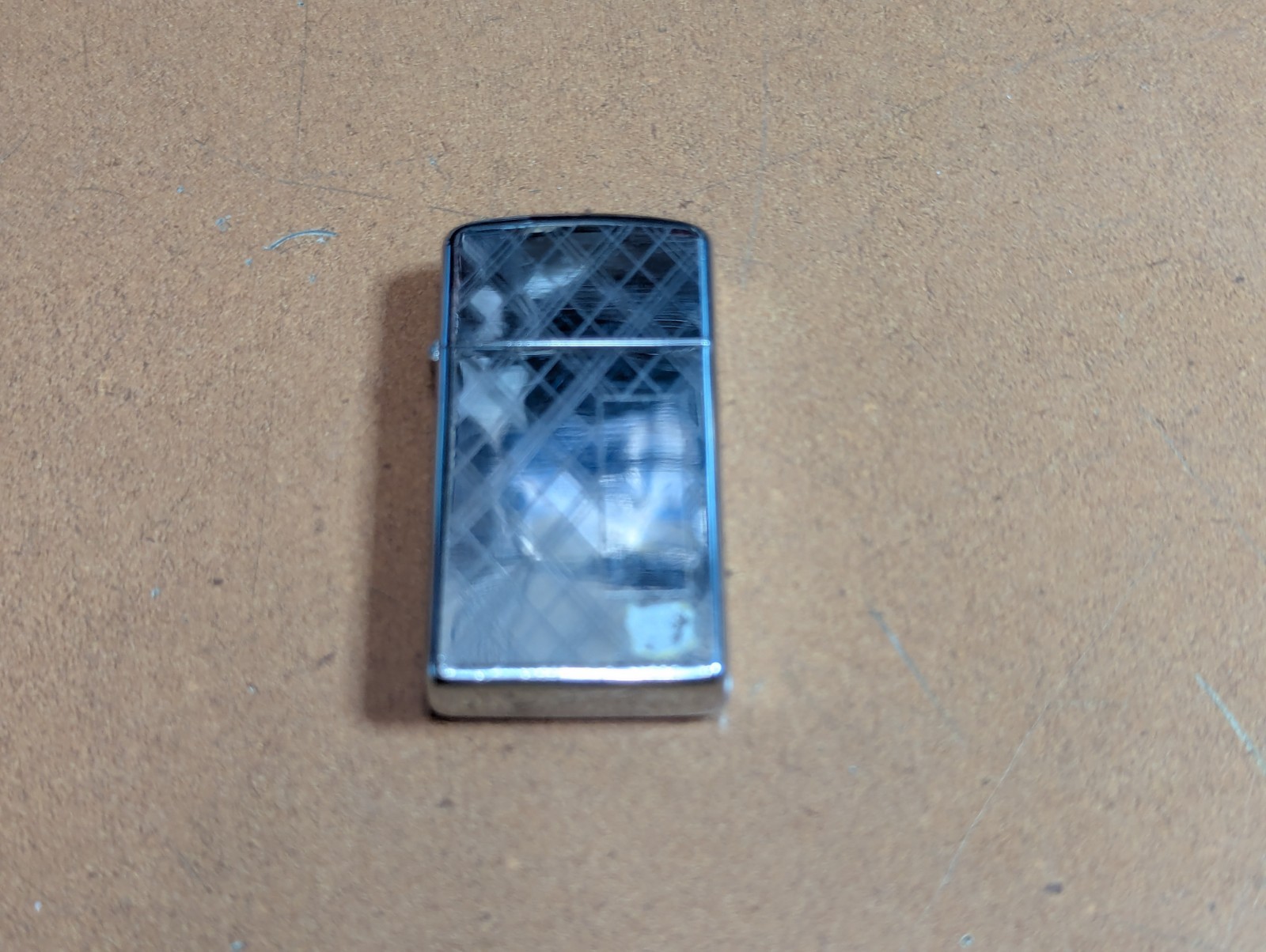 Vintage slim engraved plaid pattern zippo lighter