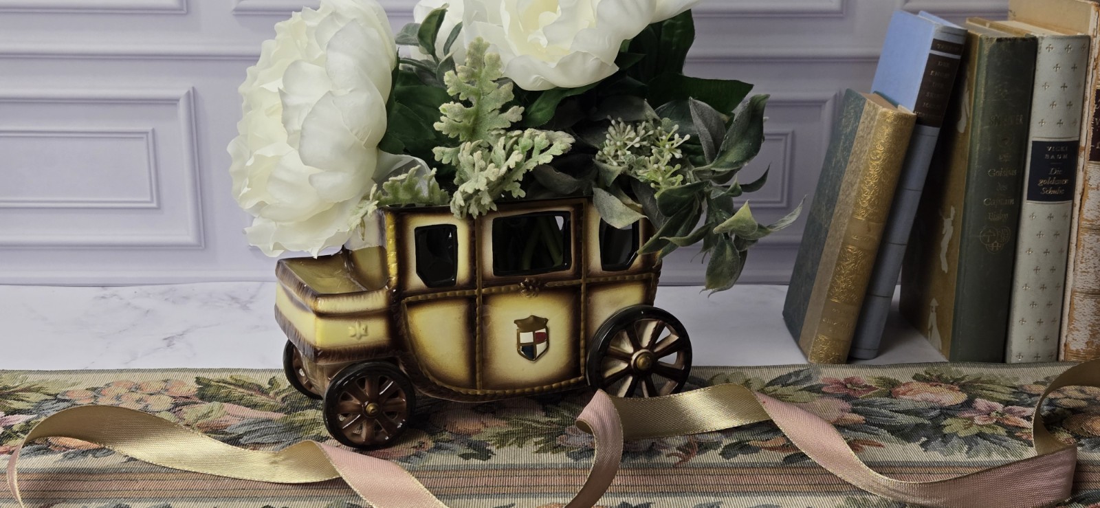 Vintage Ceramic Royal Carriage Vase / Candle Holder Swank Japan – Regency H1202