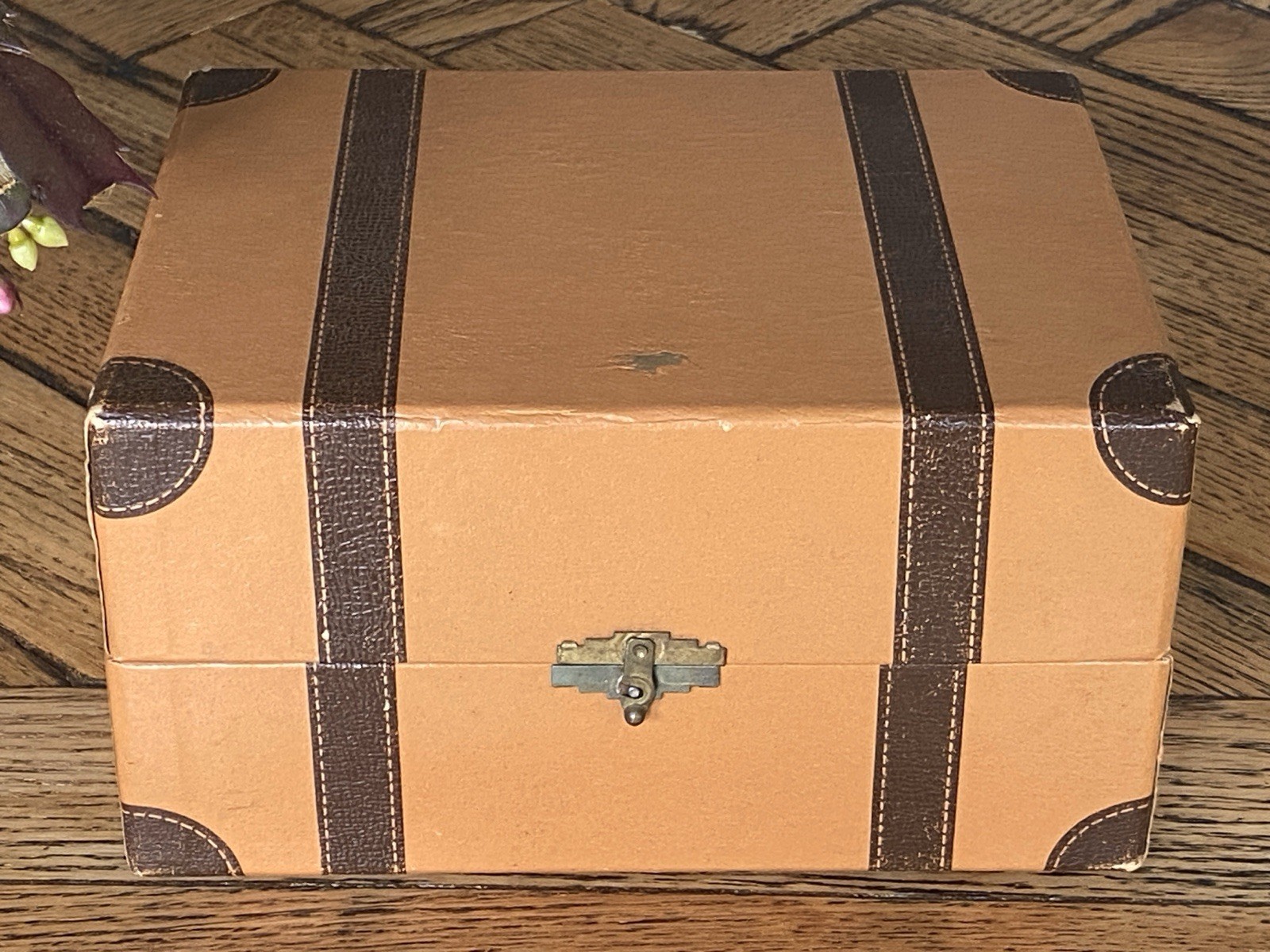 Vintage Ralph LAUREN Empty Box Pony Gift Leather look Luggage Hinged brown