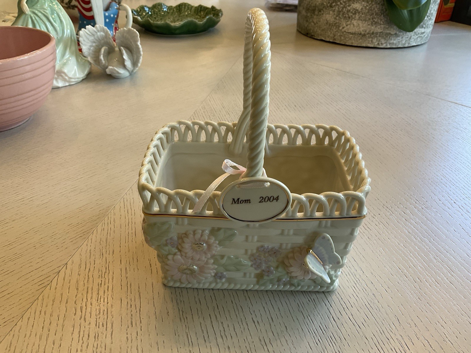 Vintage Lenox Mother's Basket of Love 2004 Sweet Gift Ltd Edition Butterfly Vintage Lenox Mother's Basket of Love 2004 Sweet Gift Ltd Edition Butterfly