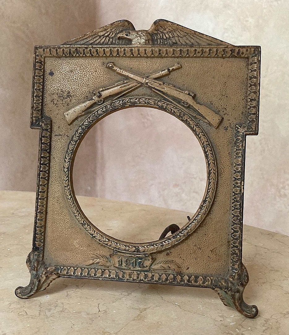 WWI 1917 CAST IRON FRAME 98% ORIGINAL KHAKI PAINT HAND PAINTED EAGLE DETAILS