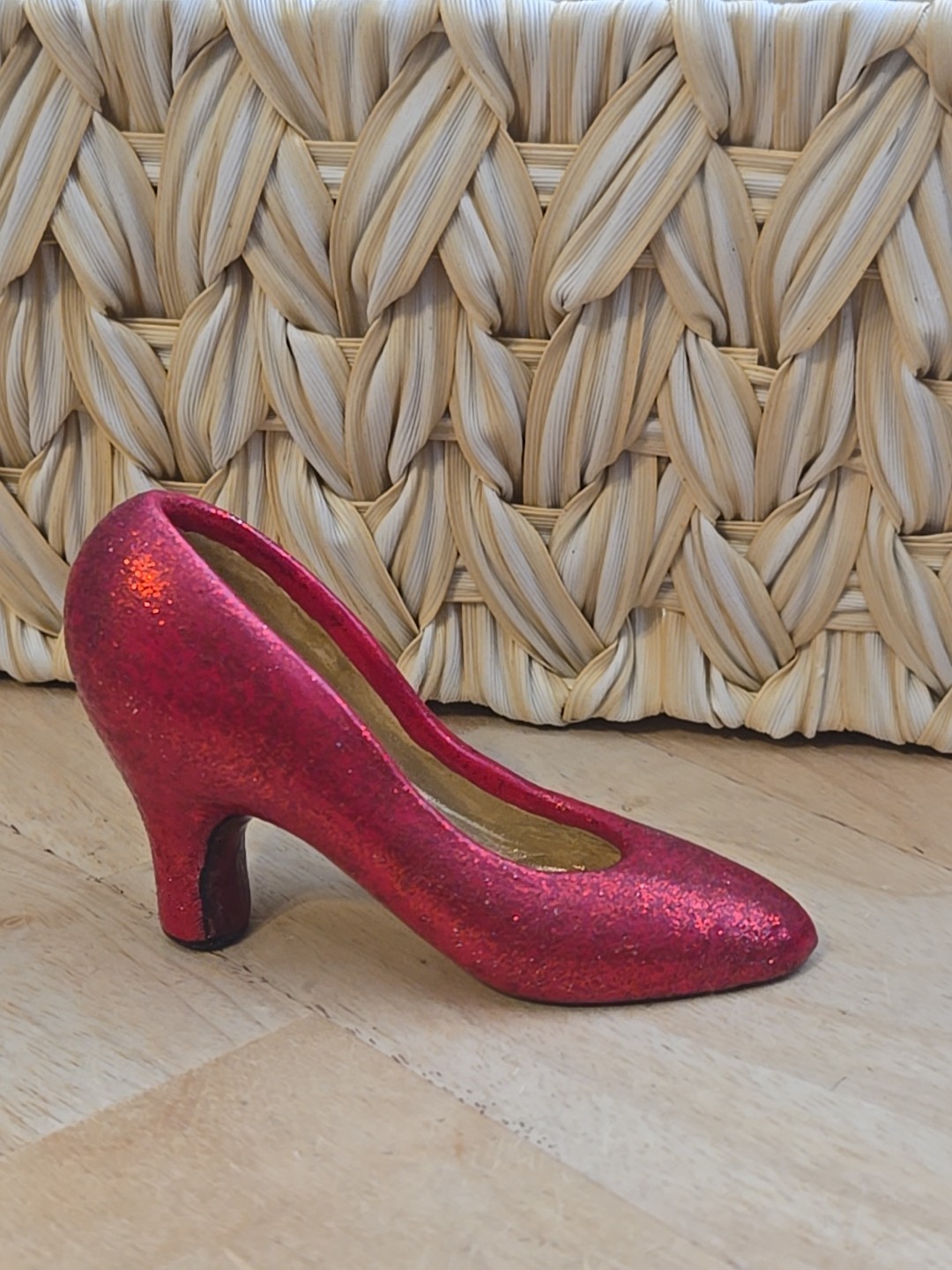 Vintage Decorative Resin High Heel Shoe Figurine ~ Red Sparkle