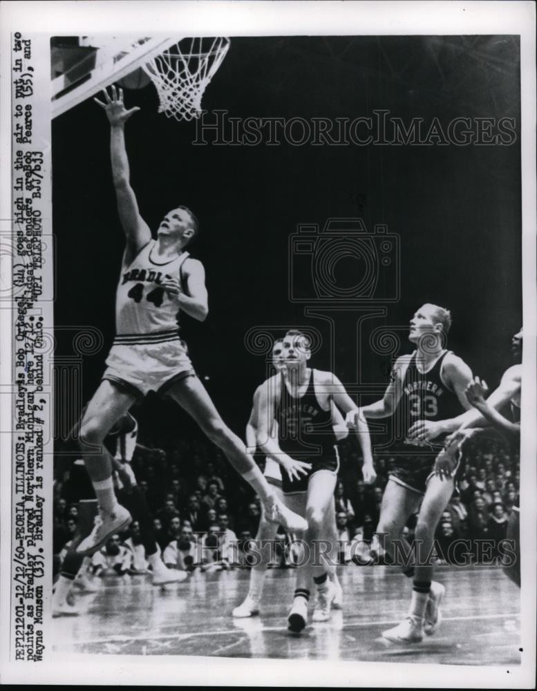 1960 Press Photo Bradkeys Bob Ortegal scores in gain vs Northern Michigan