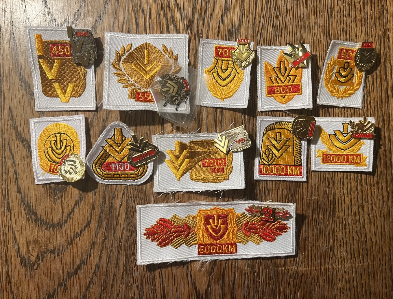 11 Vintage IVV Internationaler Volkssportverb pins & patches 11 Vintage IVV Internationaler Volkssportverb pins & patches