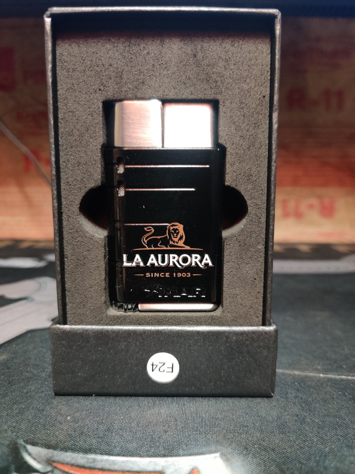 New Xikar Linea LA Aurora Lion Cigar Torch 