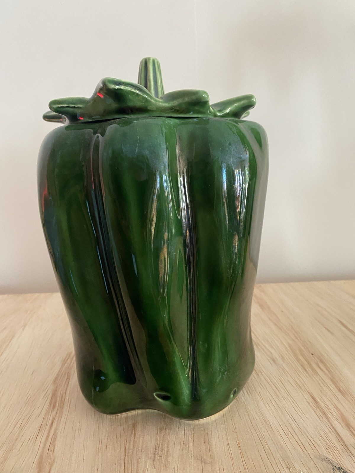 McCoy ~ Vintage 1970's GREEN  BELL PEPPER COOKIE JAR ~ USA