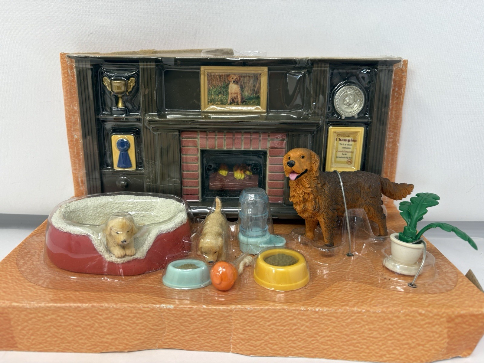 Keenway Champion Breeds Golden Retriever Play Set (New/Other/Open Box) Keenway Champion Breeds Golden Retriever Play Set (New/Other/Open Box)