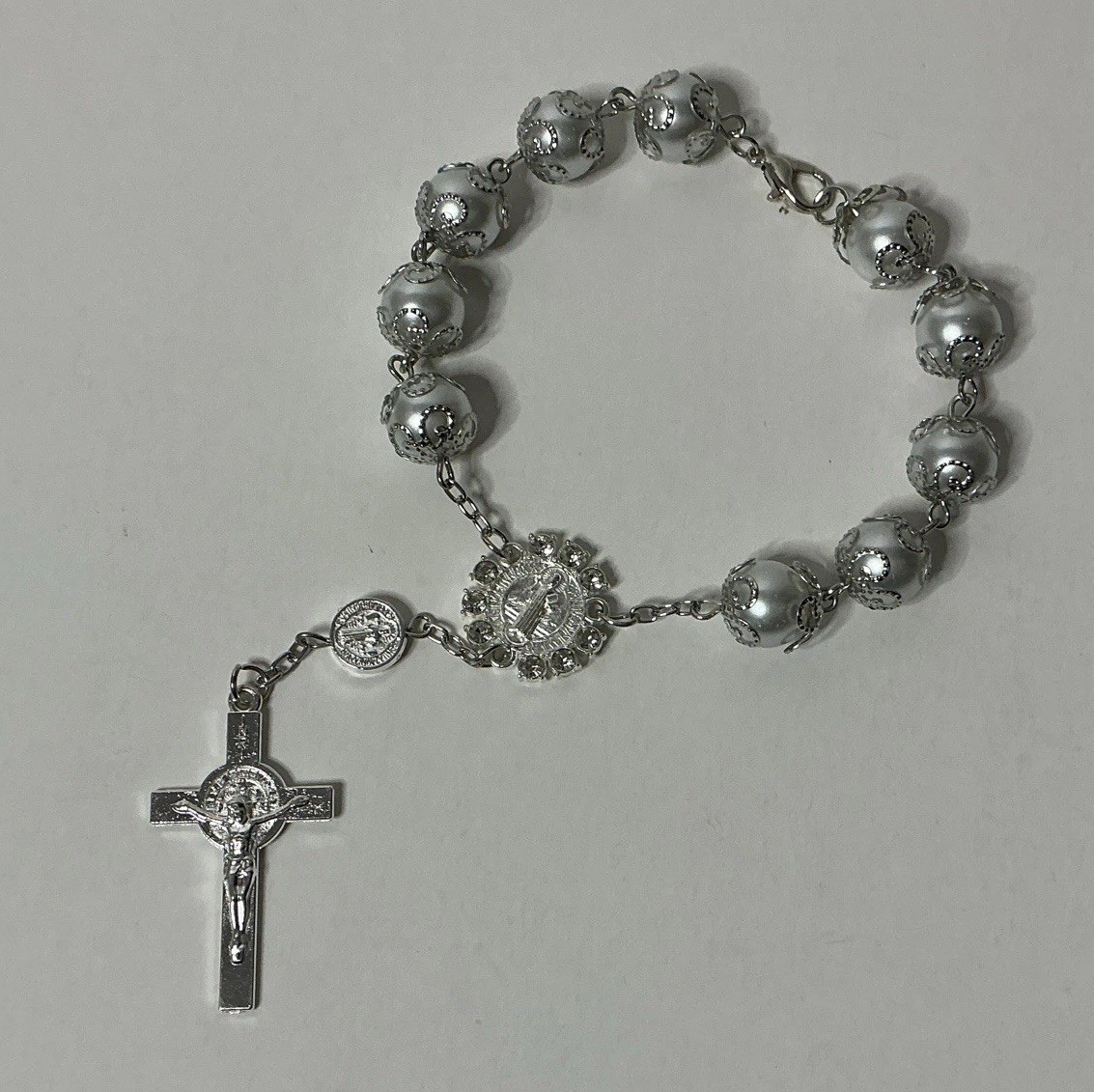 NEW One Decade Saint Benedict Cross Glass Rosary Bracelet w/ Crucifix & St Medal
