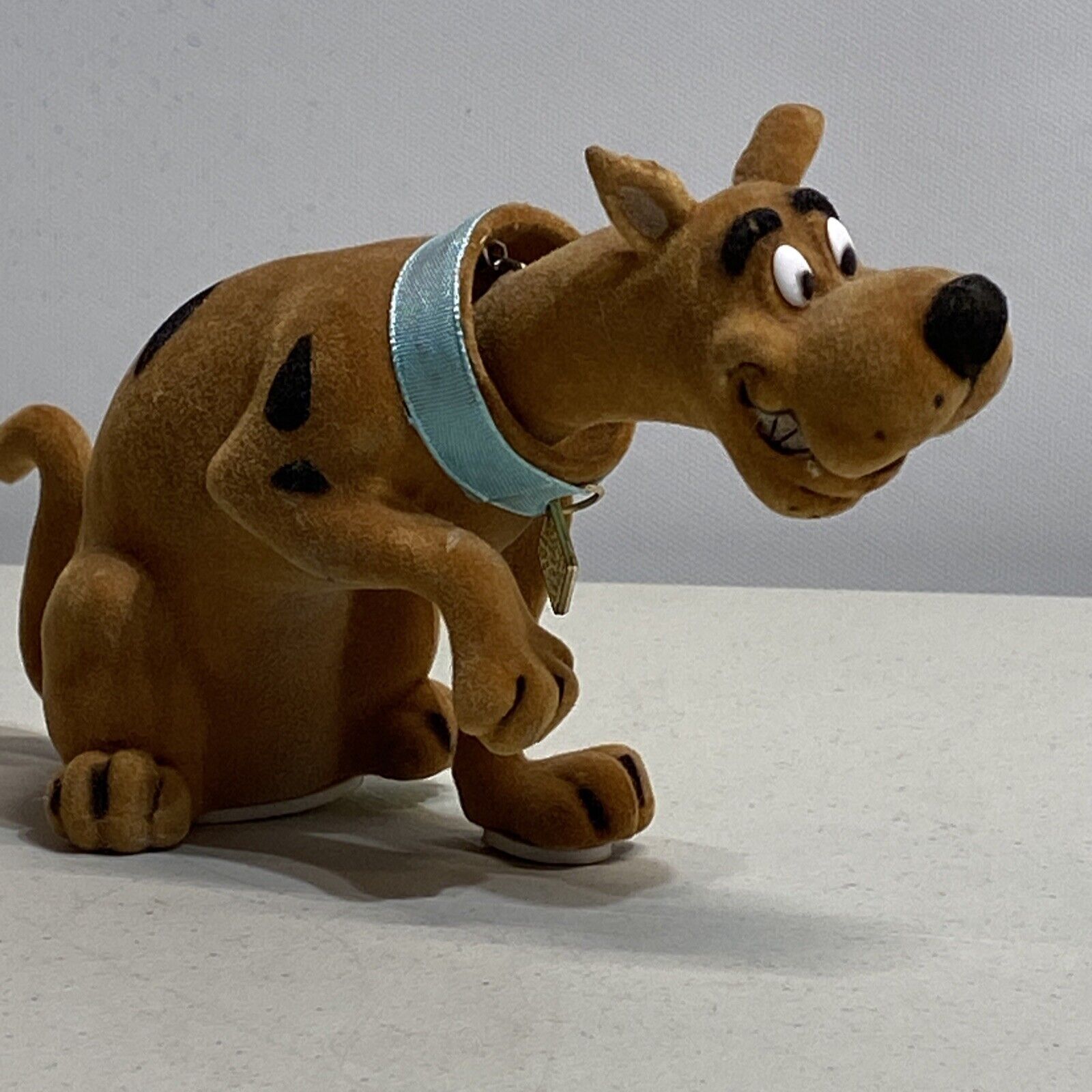 Scooby-doo Bobblehead Nodder flocked vintage Dog Figure GREAT CONDITION