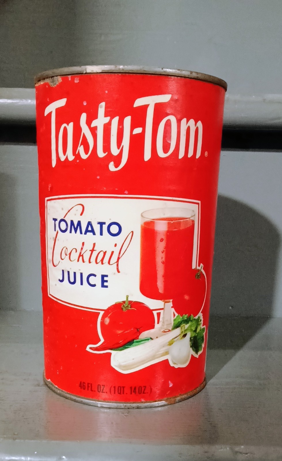 VINTAGE TASTY TOM TOMATO COCKTAIL JUICE CAN HIRZEL CANNING COMPANY TOLEDO OHIO
