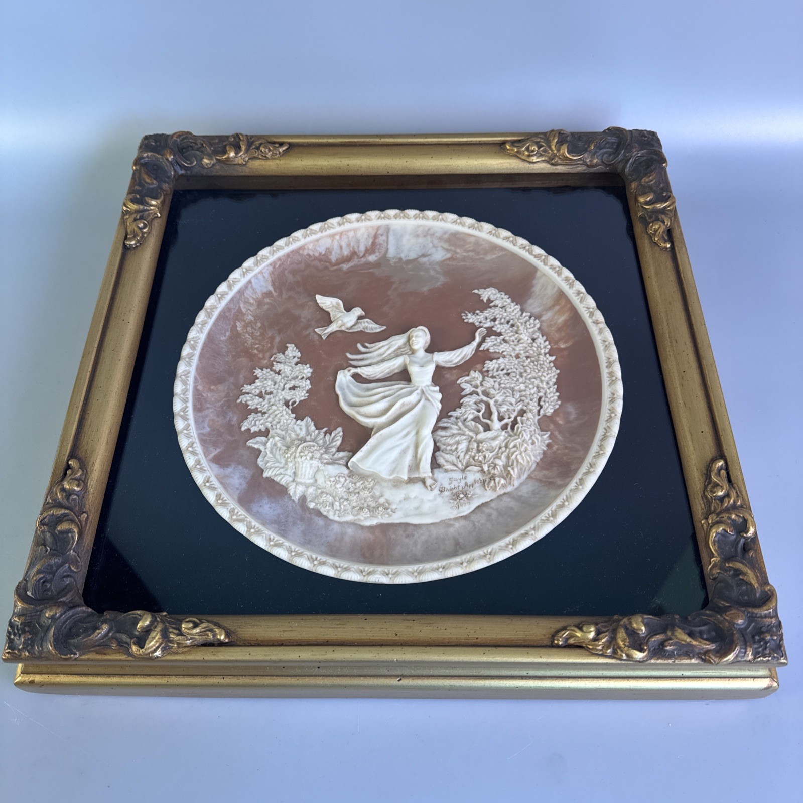 Incolay Studios Of Ca Framed Plate \