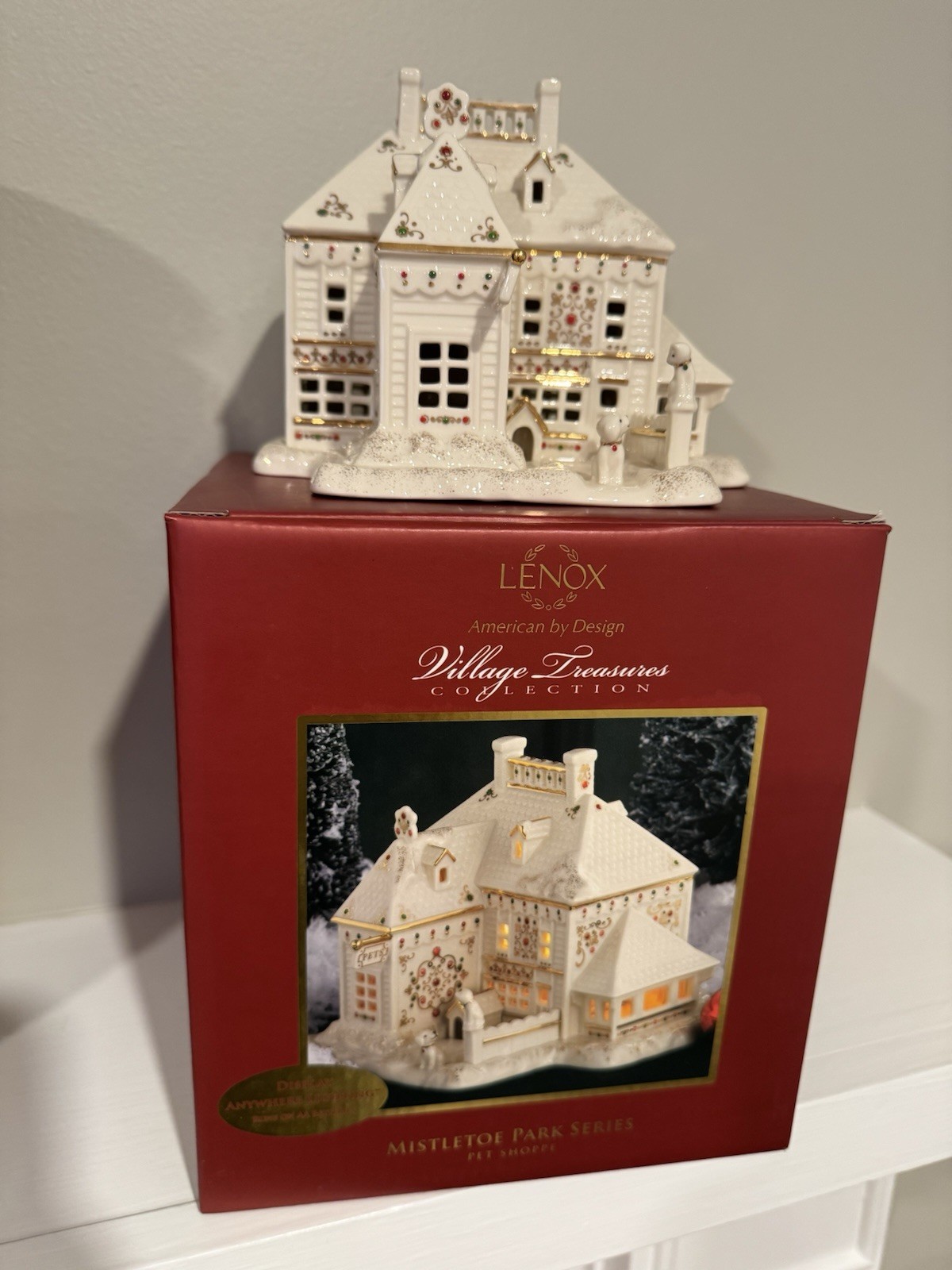 Lenox Village Treasures Collection Mistletoe Park Series Pet Shoppe Retired