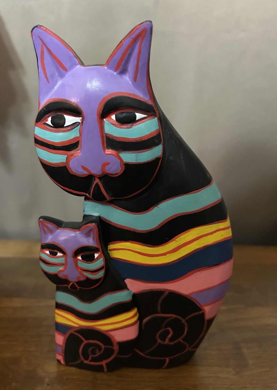 Vintage Hand Painted Wood Cat Figurine Mother & Kitten Indonesia Folk Art Style
