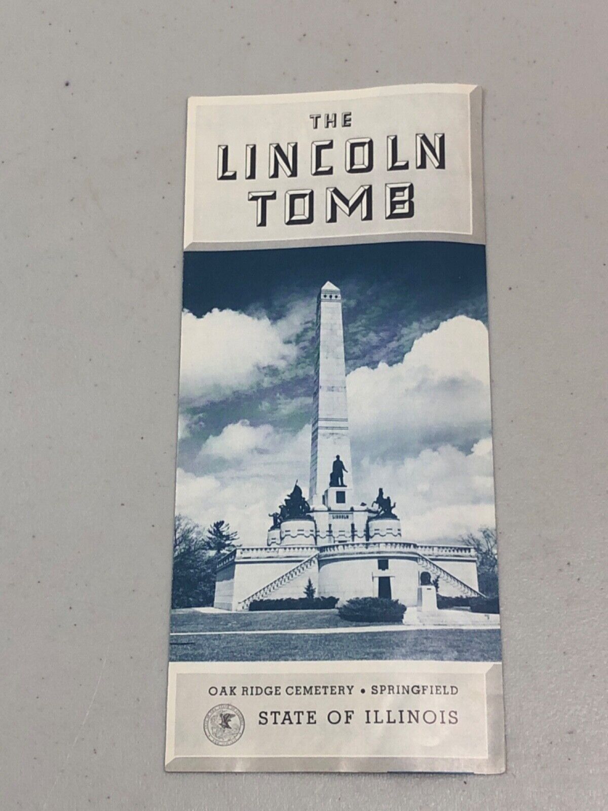 1953 THE LINCOLN TOMB Oak Ridge Cemetery Springfield Illinois Travel Brochure