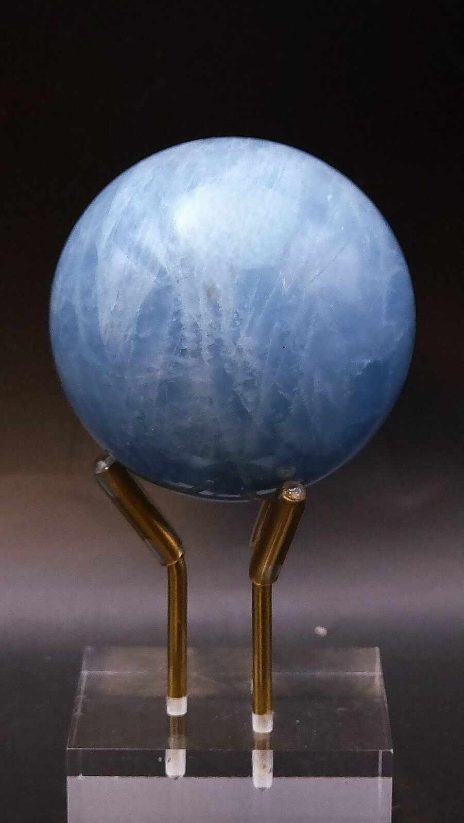 Gemmy Aquamarine Sphere 45mm, 134.9g Silver Flashes, Asterism, Gorgeous Blue