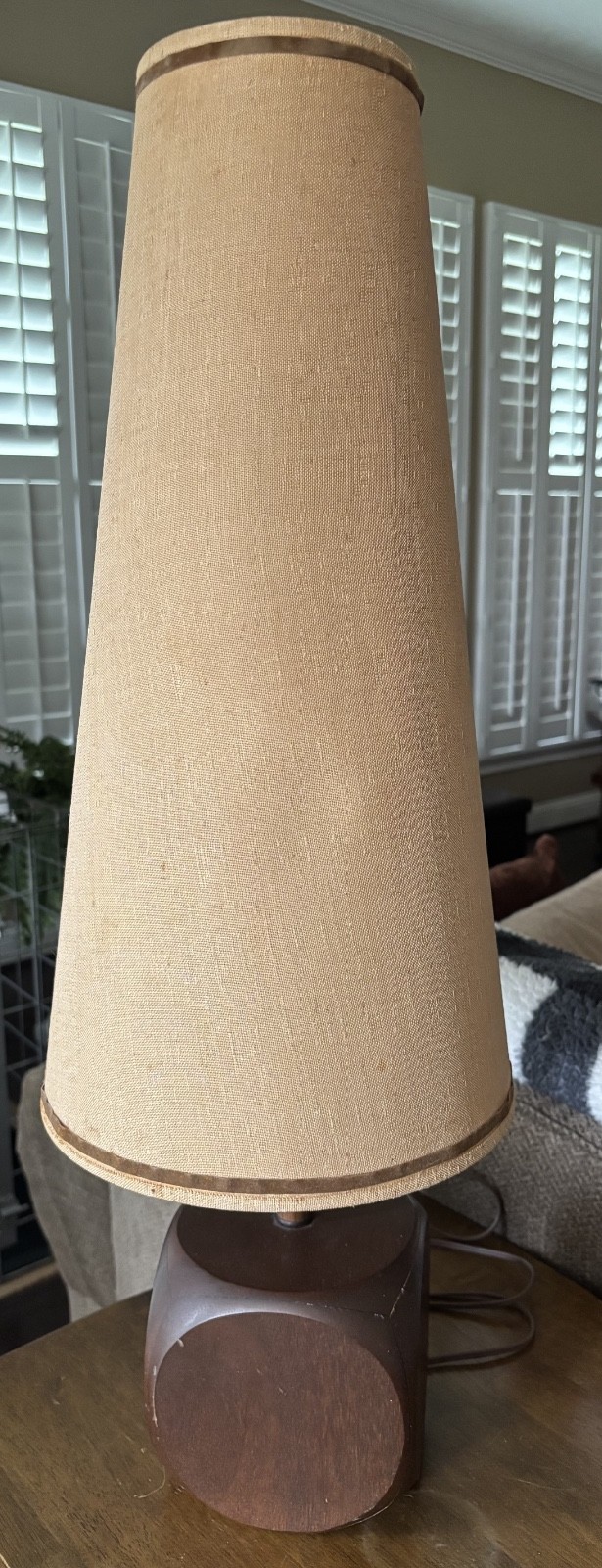 Vintage 1970s Mid Century Modern Table Lamp 29