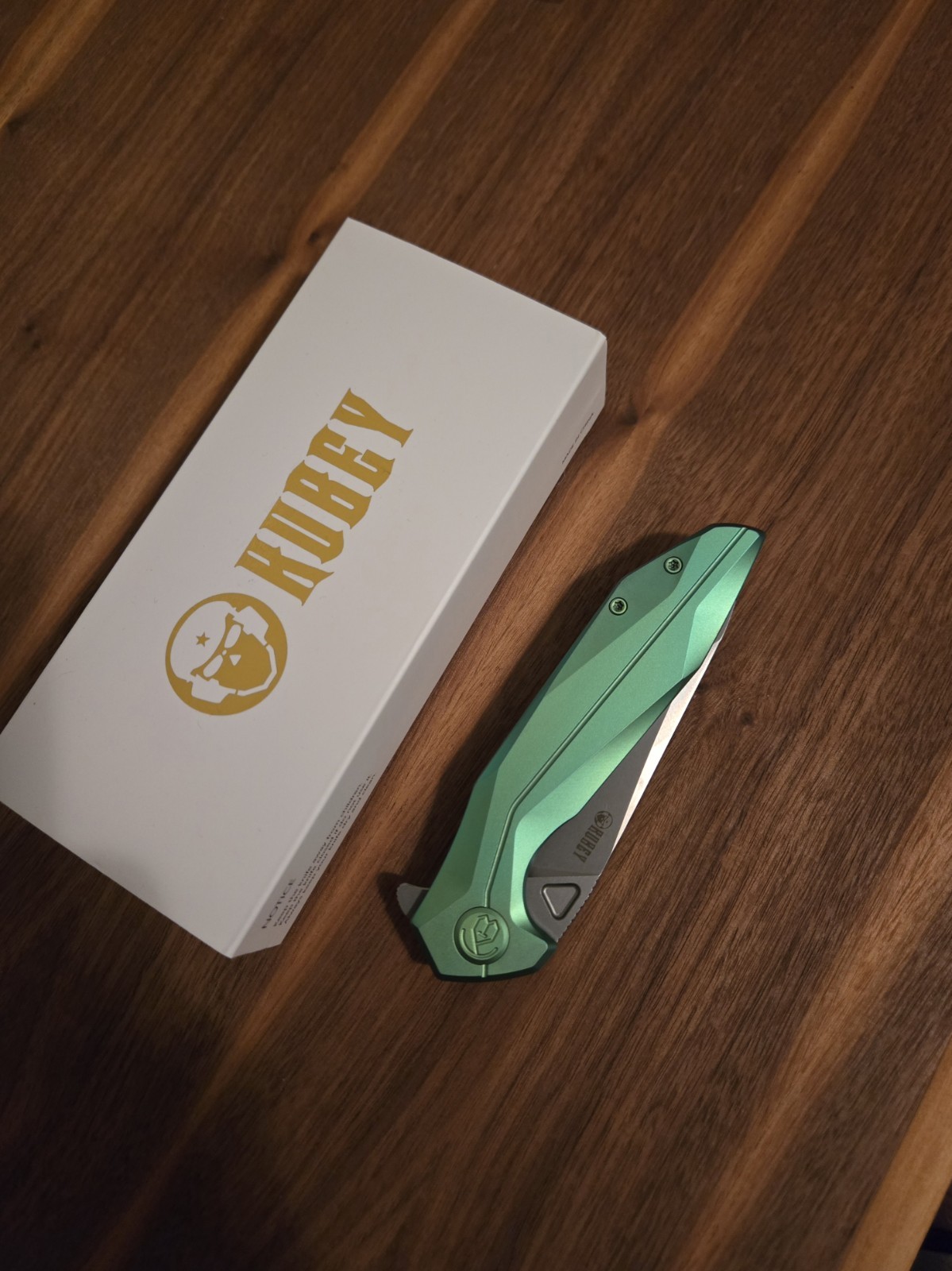 Kubey Nova KB235H Pocketknife 14C28N Drop Point Titanium Frame Lock Flipper