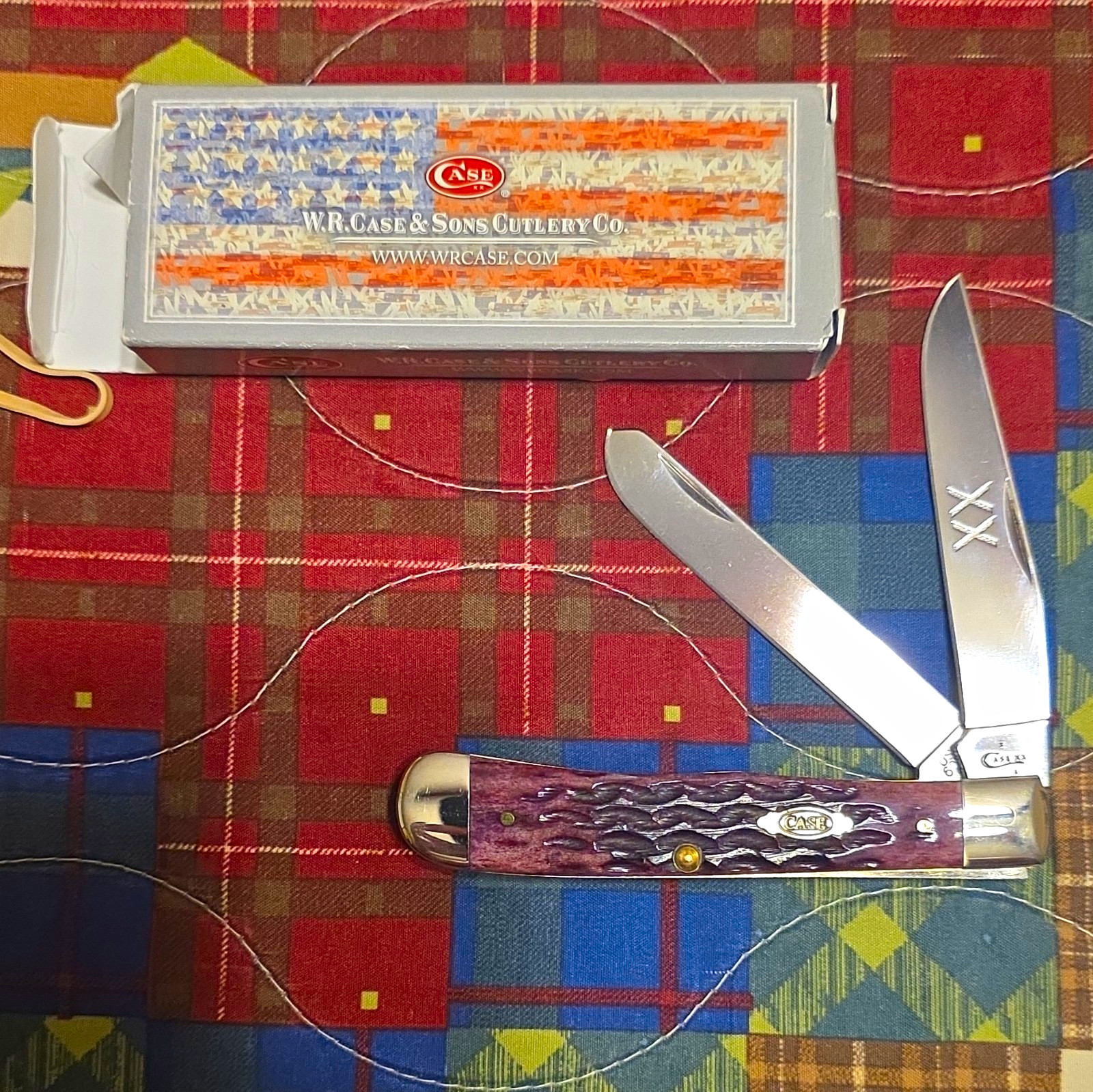 Case XX 2018 Case Trapper Knife 47520 Cabernet Bone 6254SS
