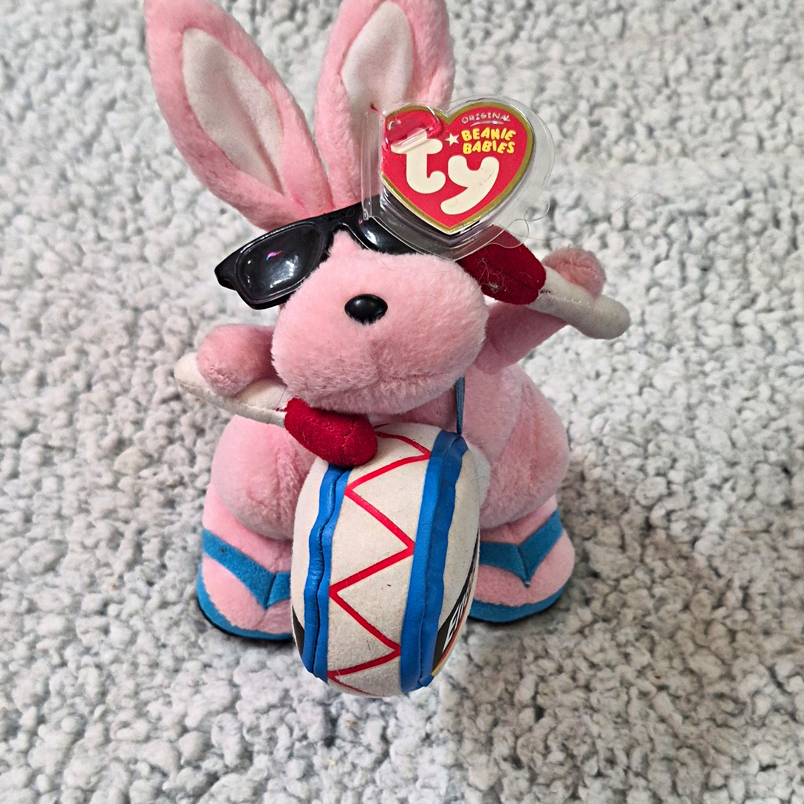 0244 Energizer Beanie Babies Energizer Bunny Pink Plush w/ Drum Sunglasses 2007 0244 Energizer Beanie Babies Energizer Bunny Pink Plush w/ Drum Sunglasses 2007