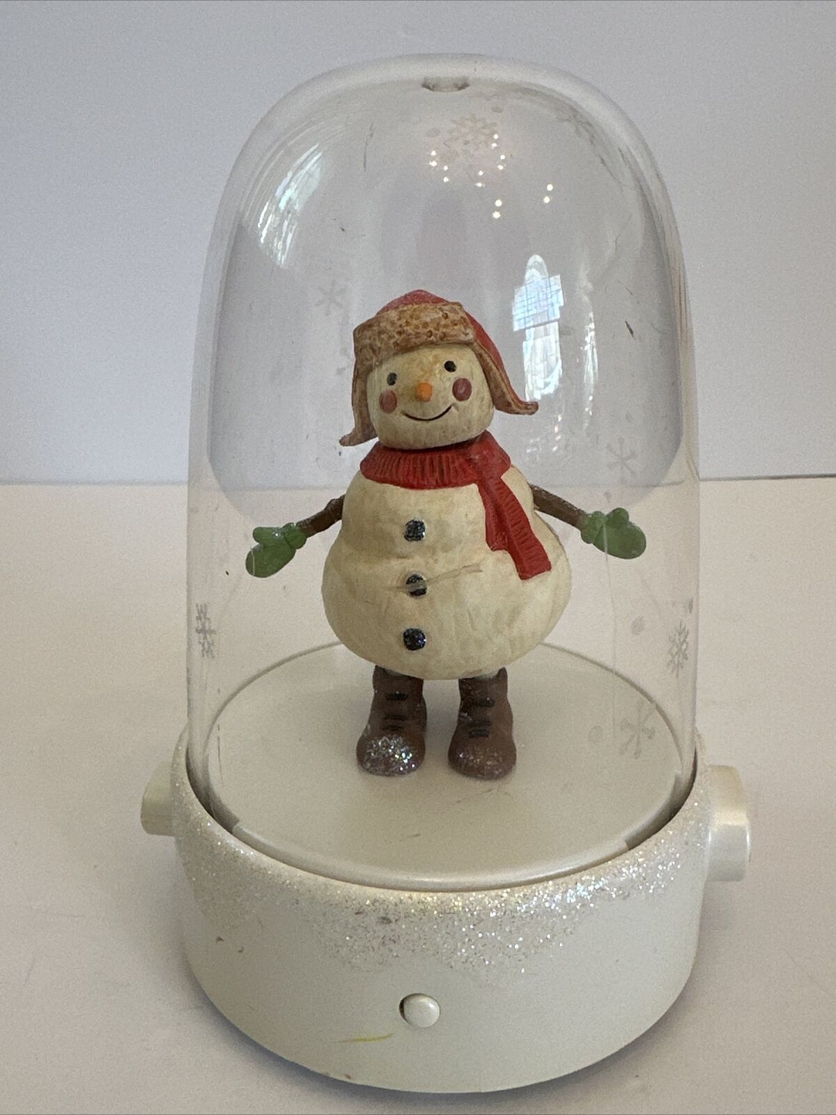 Hallmark Happy Tappers 2012 Musical Snowman; Excellent Pre Owned Condition