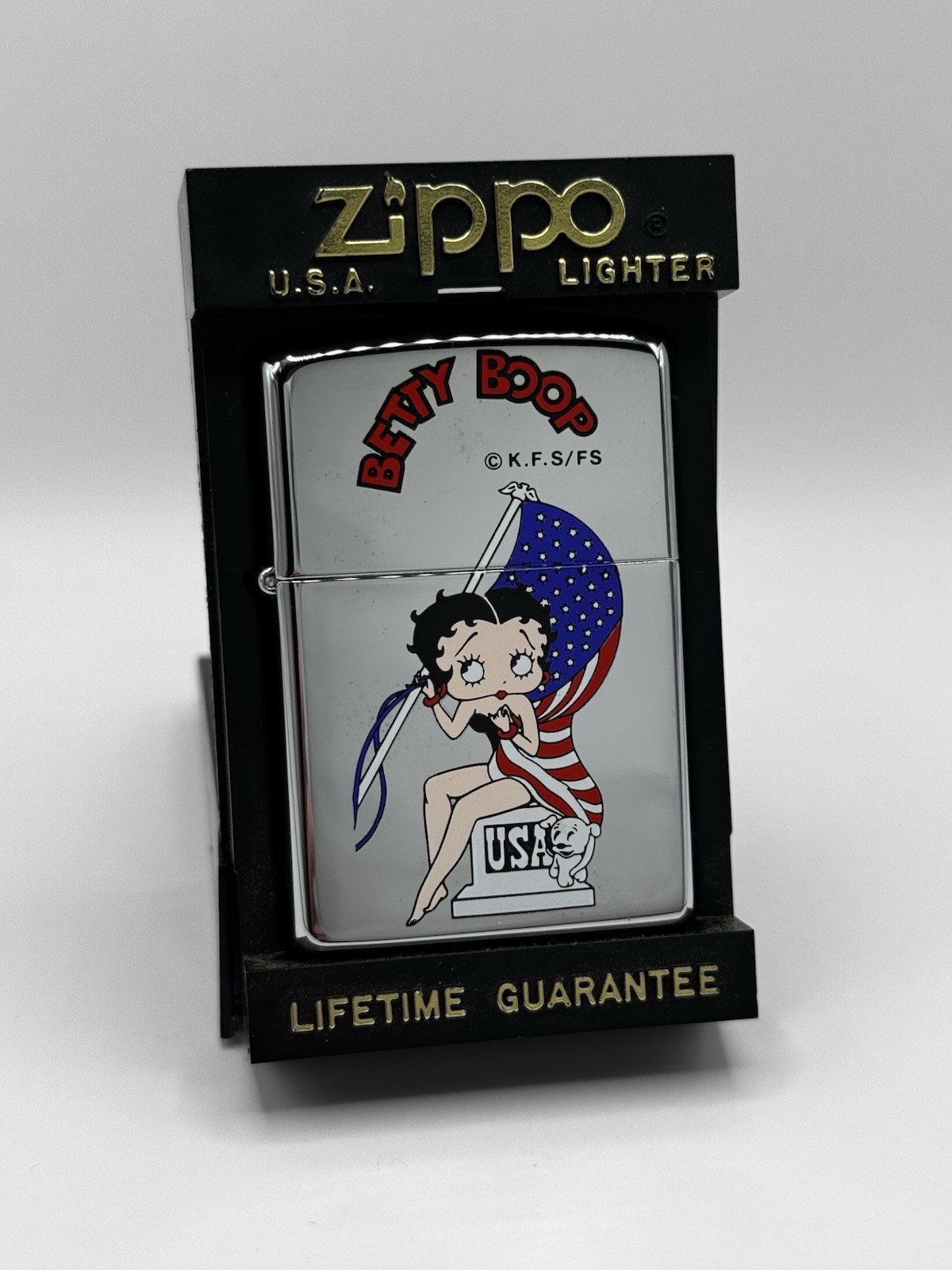 RARE Betty Boop holding USA Flag ZIPPO Lighter Mint In Box Unfired - Japan