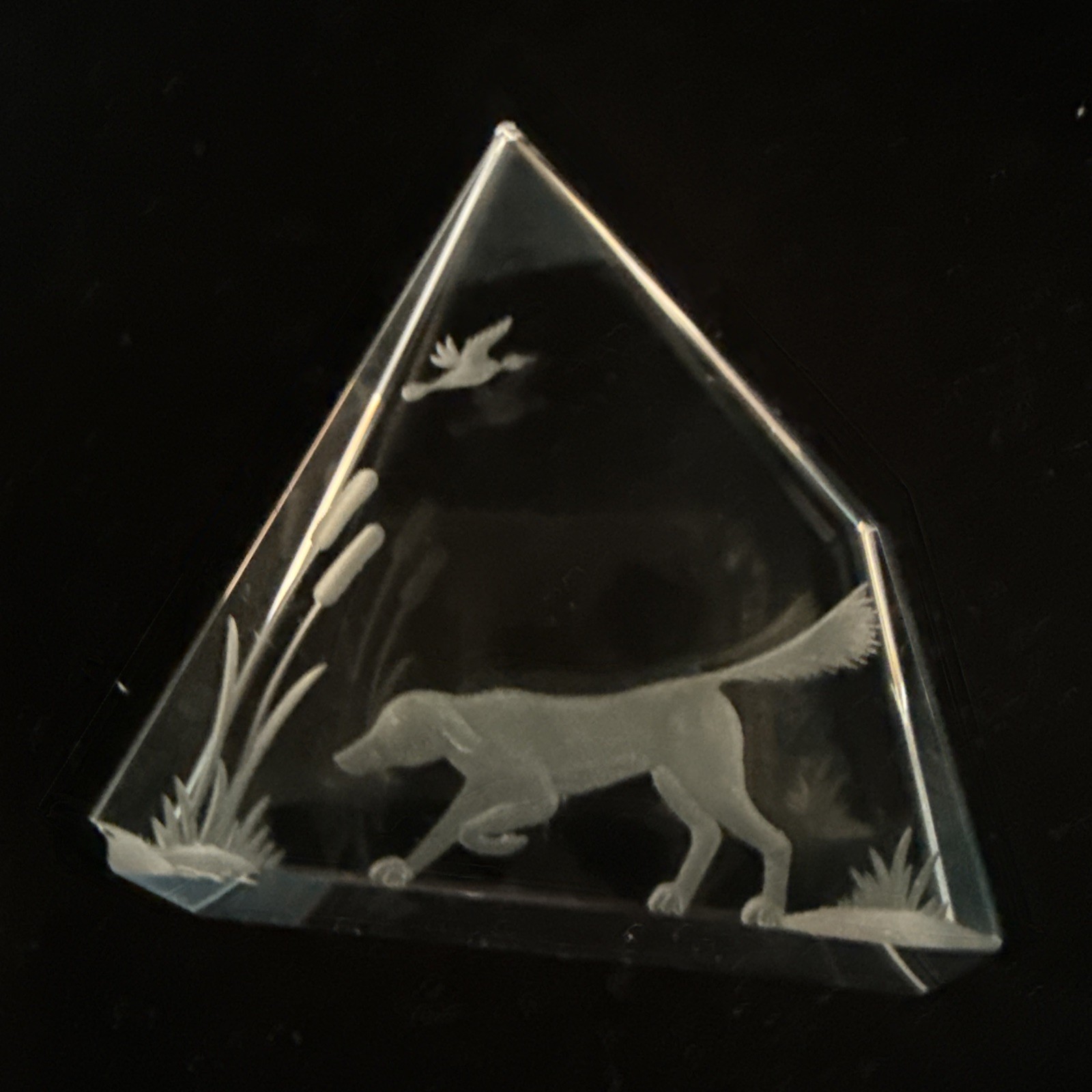 Etched 3D Glass Crystal Sculpture Hunting Dog Paperweight