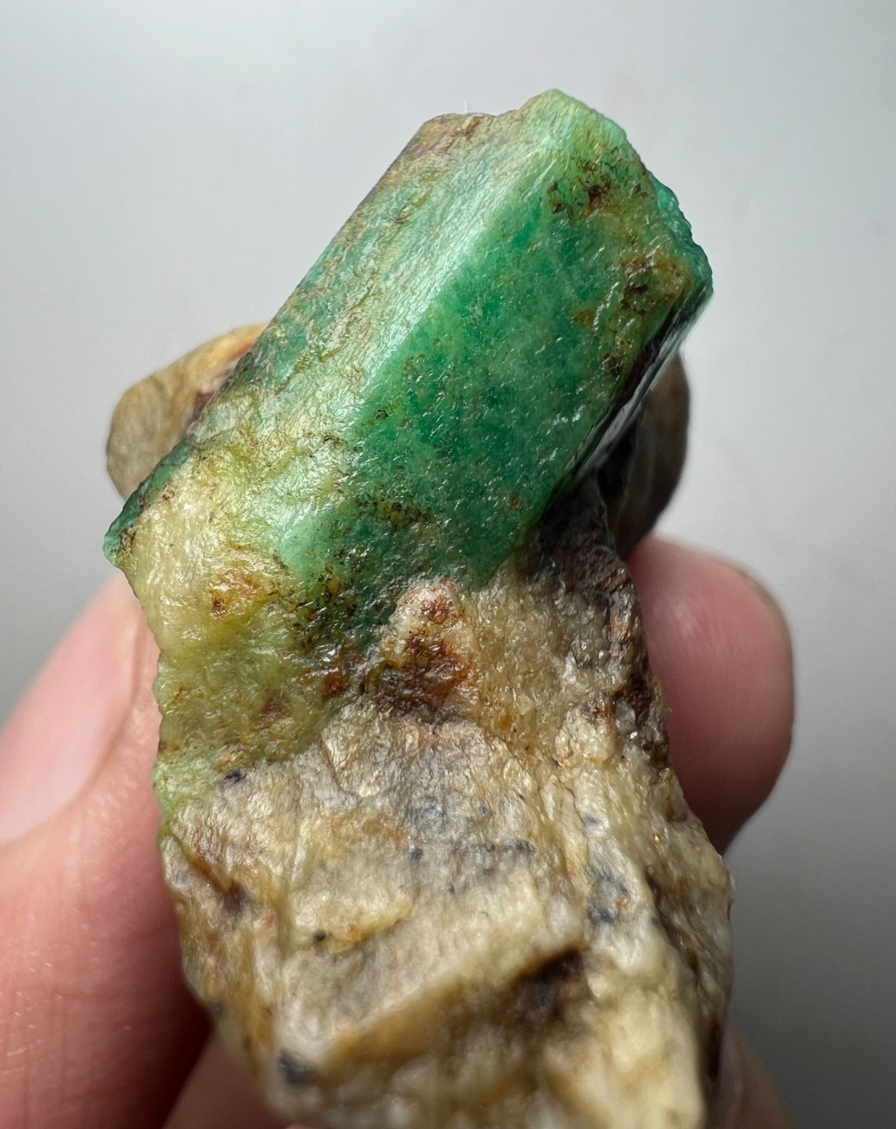 166 Carat Natural Panjshir Emerald crystal from Panjshir Afghanistan