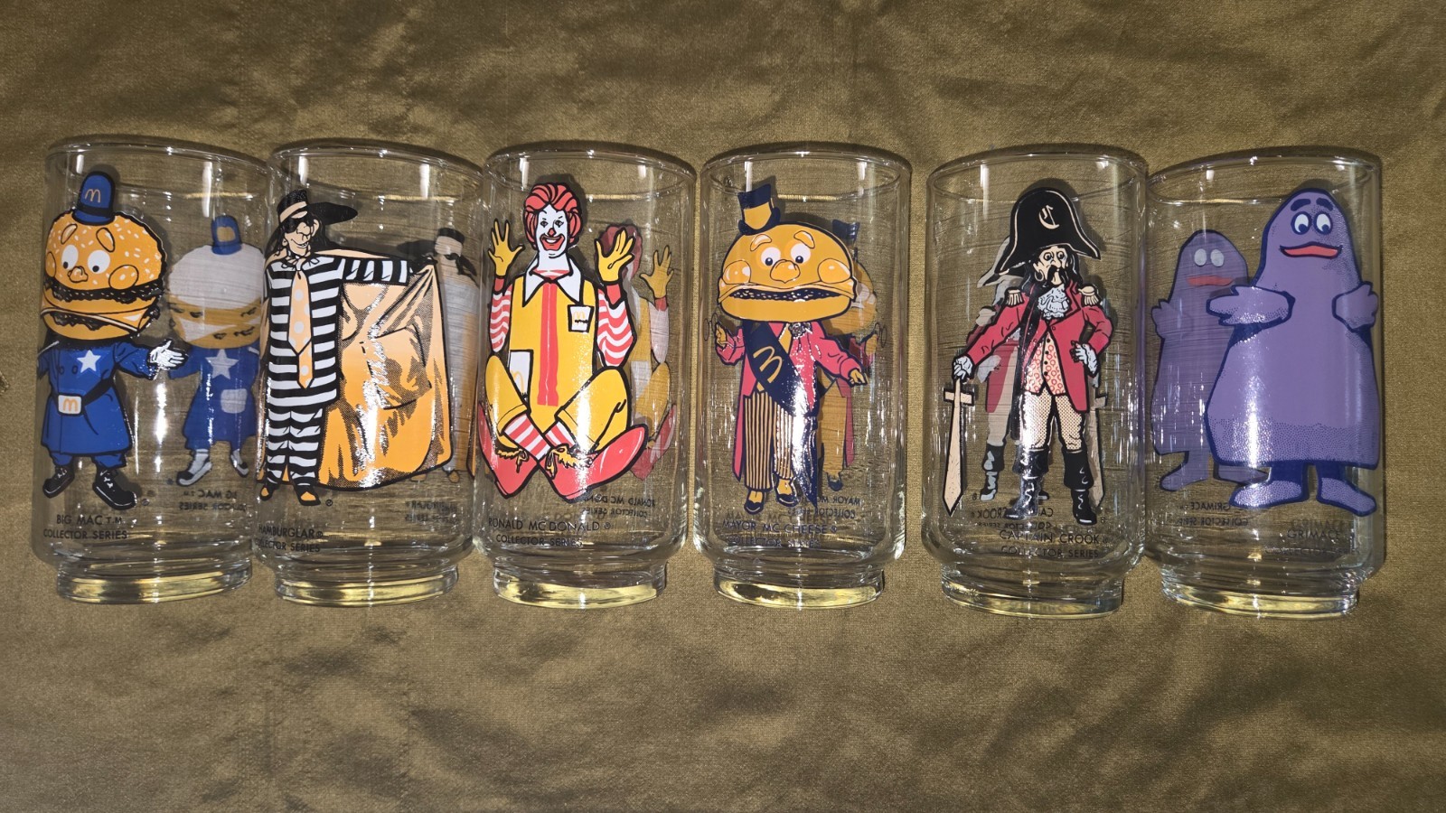 Vintage 1977 McDonald\'s Glassware Complete Set of 6 unused