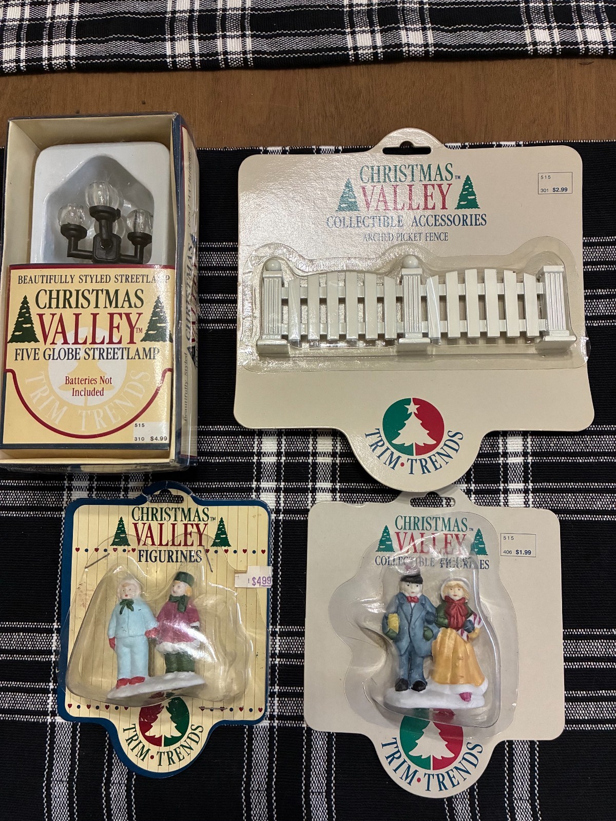 Vintage Christmas Valley Village Figures & Accessories-READ