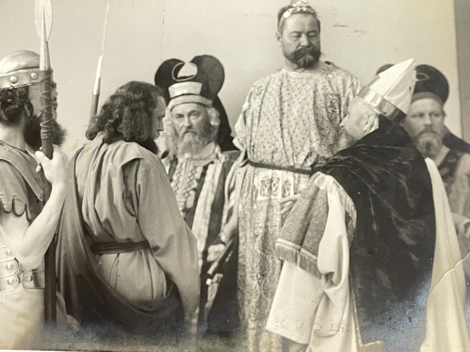 H8 RPPC Photo Postcard Jesus Before Pilate German Opera Passion Play Circa 1900