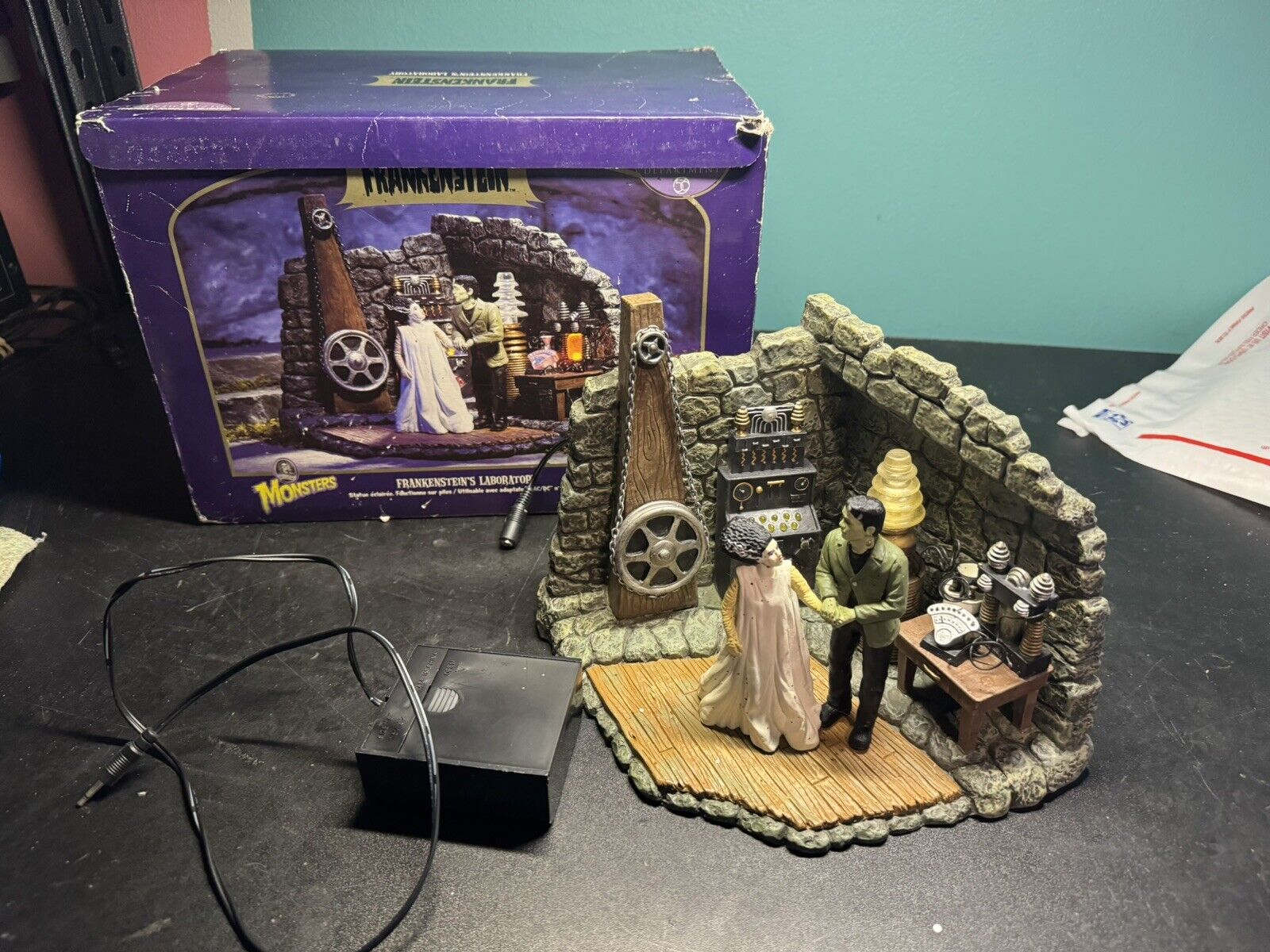 Department 56 Universal Monsters Frankenstein's Laboratory Light Up Figure