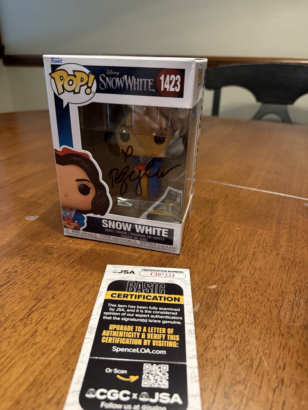 Rachel Zegler Signed Disney’s Snow White Funko Pop #1423 JSA COA C107224 Rachel Zegler Signed Disney’s Snow White Funko Pop #1423 JSA COA C107224